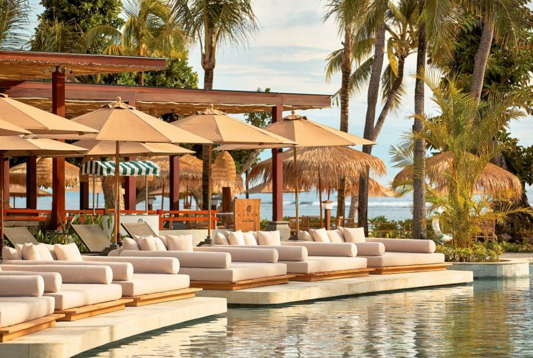 Meliá Hotels International logo or luxury hotel facade