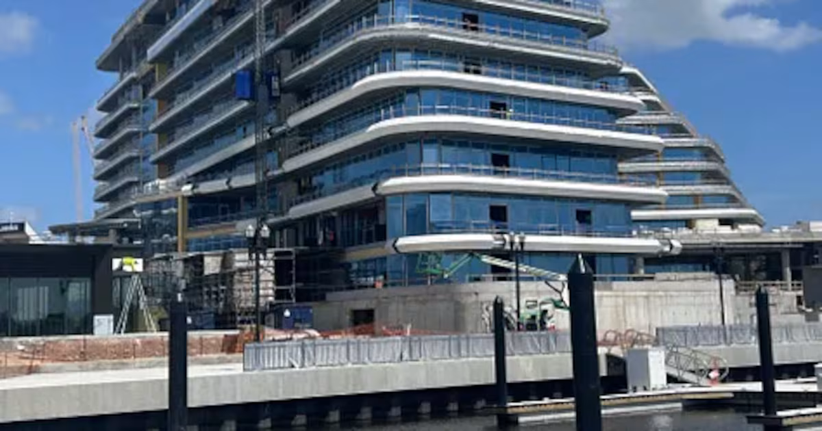 Four Seasons hires GM and commercial director ahead of 2027 planned opening - Action News Jax