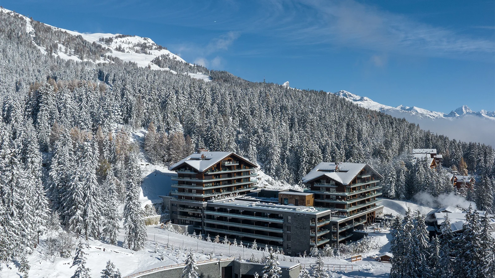 Cabane Mont Blanc outdoor lounge area at Six Senses Crans-Montana