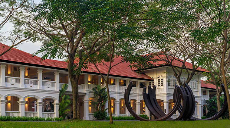 Capella Singapore — colonial facade